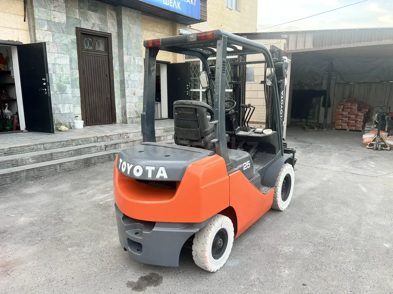 Toyota 2SDK7