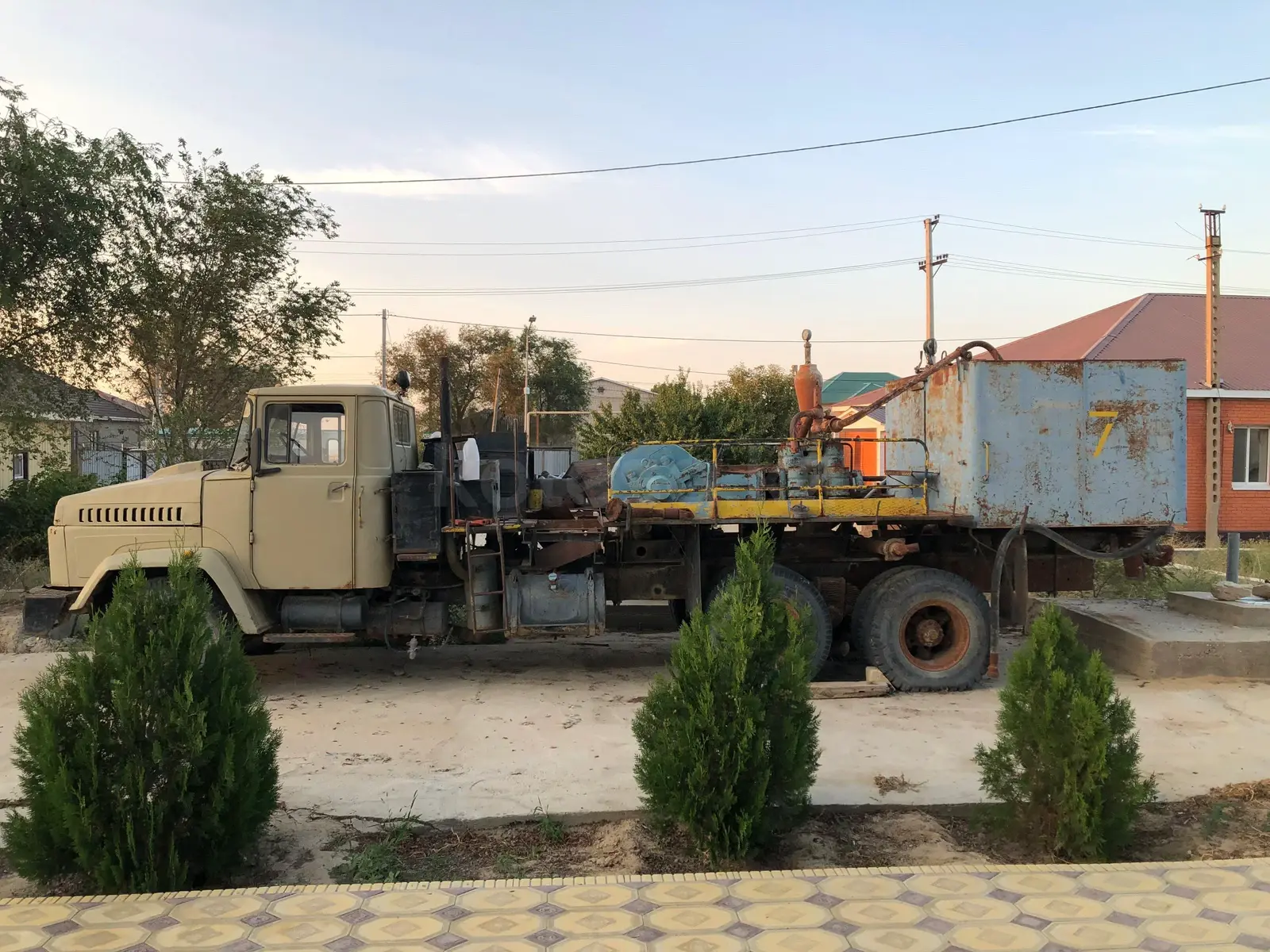 КрАЗ 255 ПБУ-200