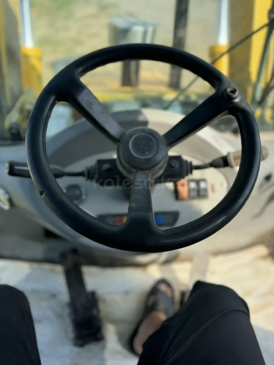 Hidromek MG 330