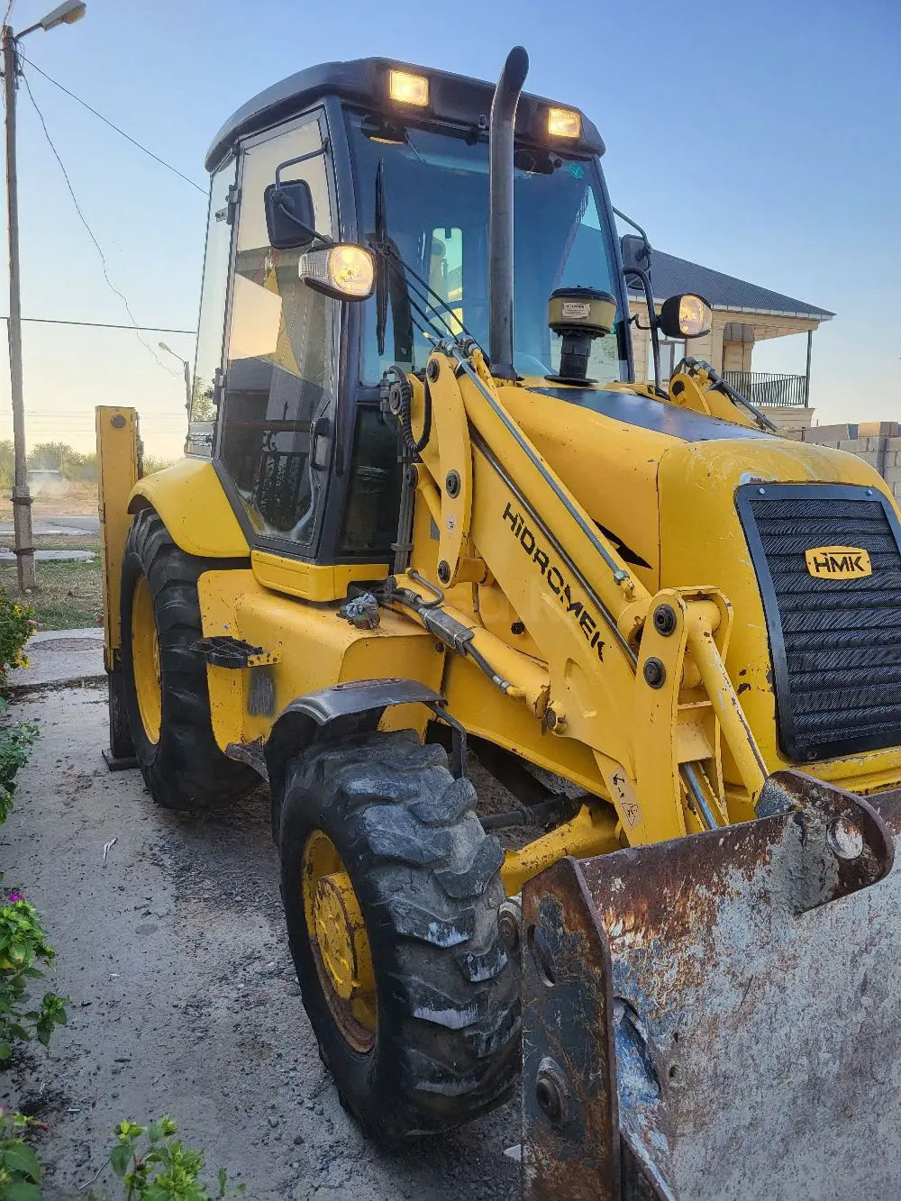 Hidromek HMK 102B