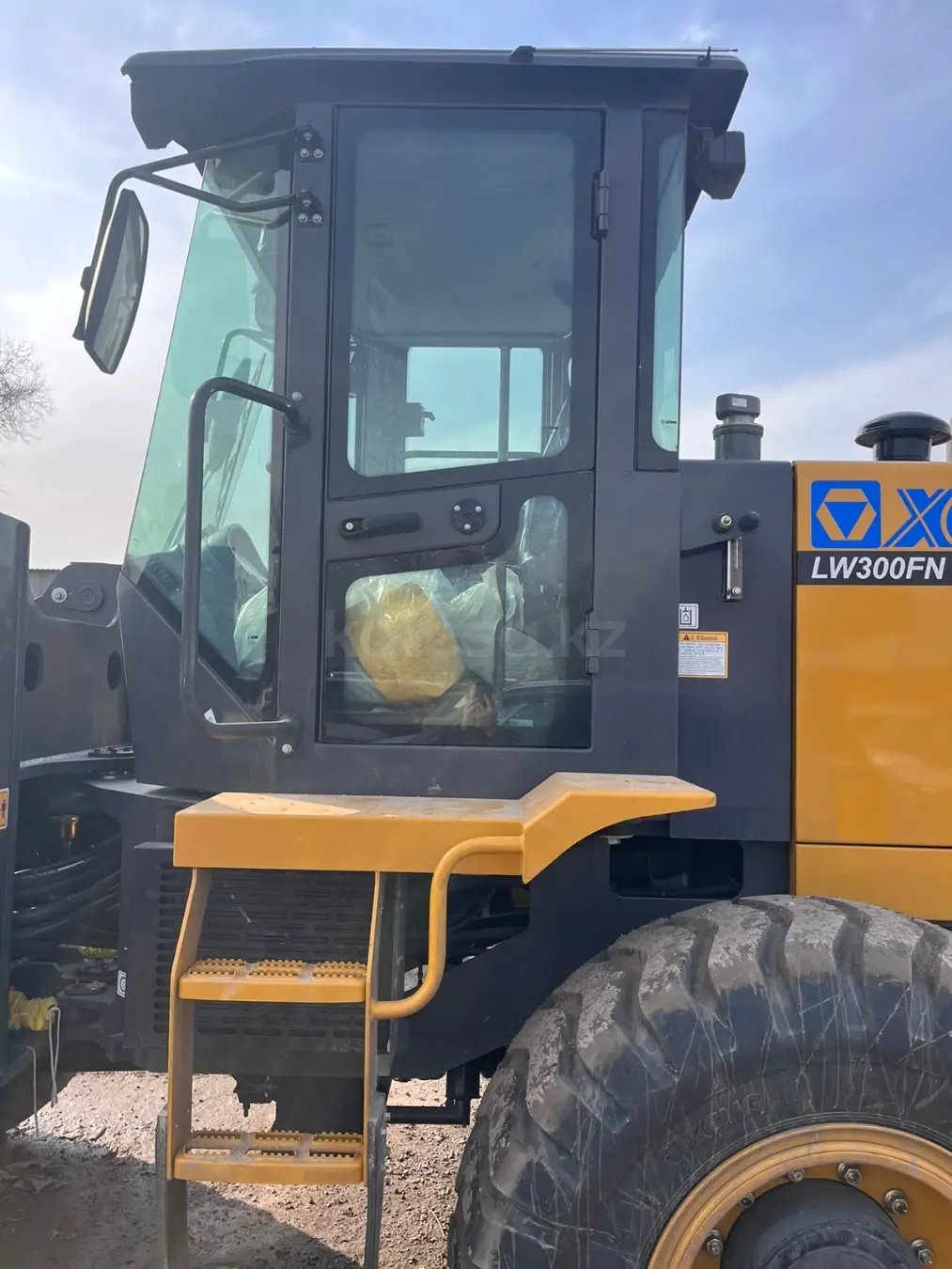XCMG LW300FN