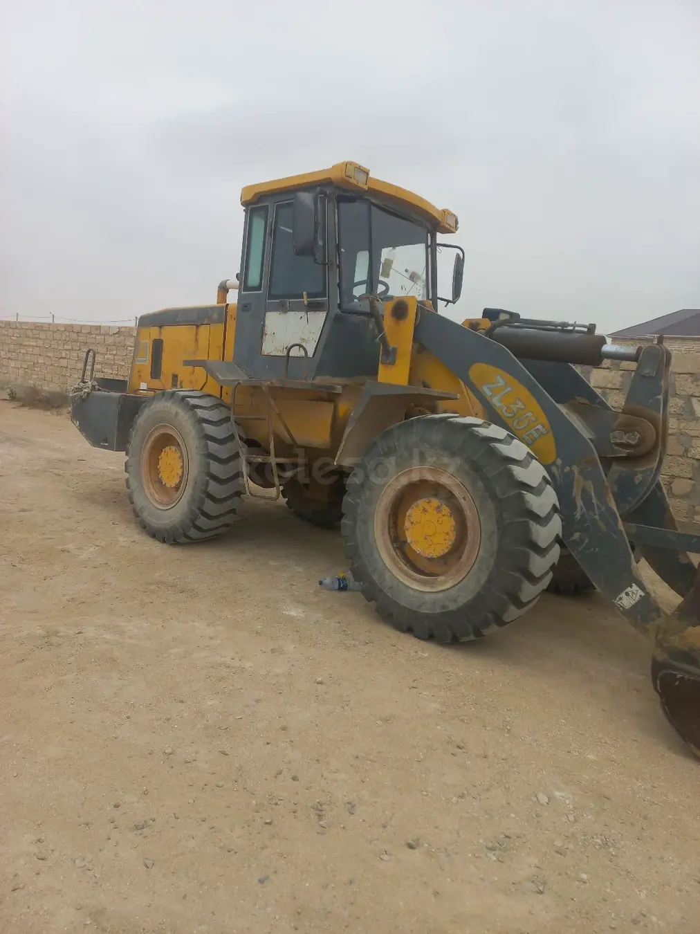 XCMG LW330FN