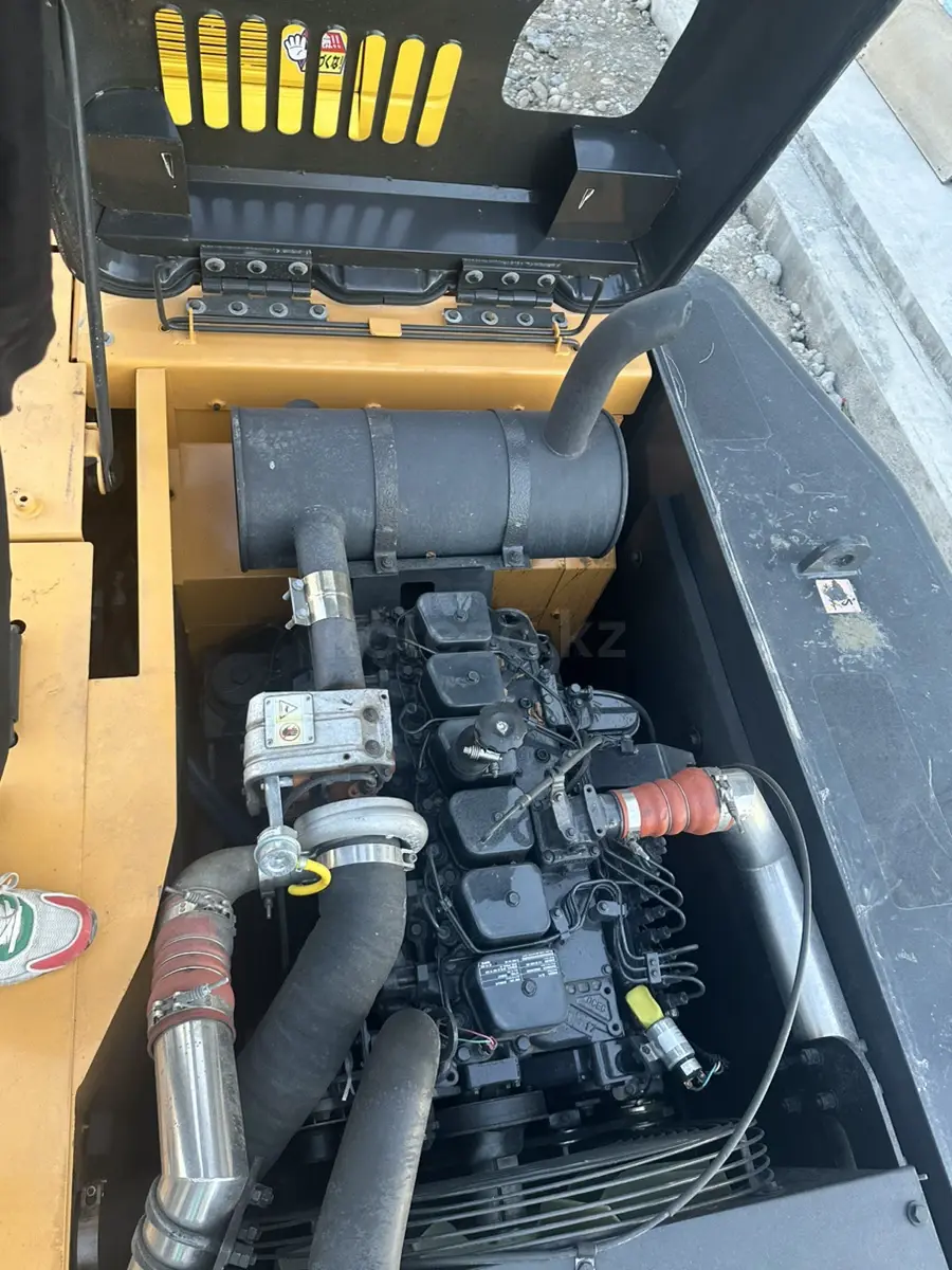 Hyundai ROBEX 250 NLC-9