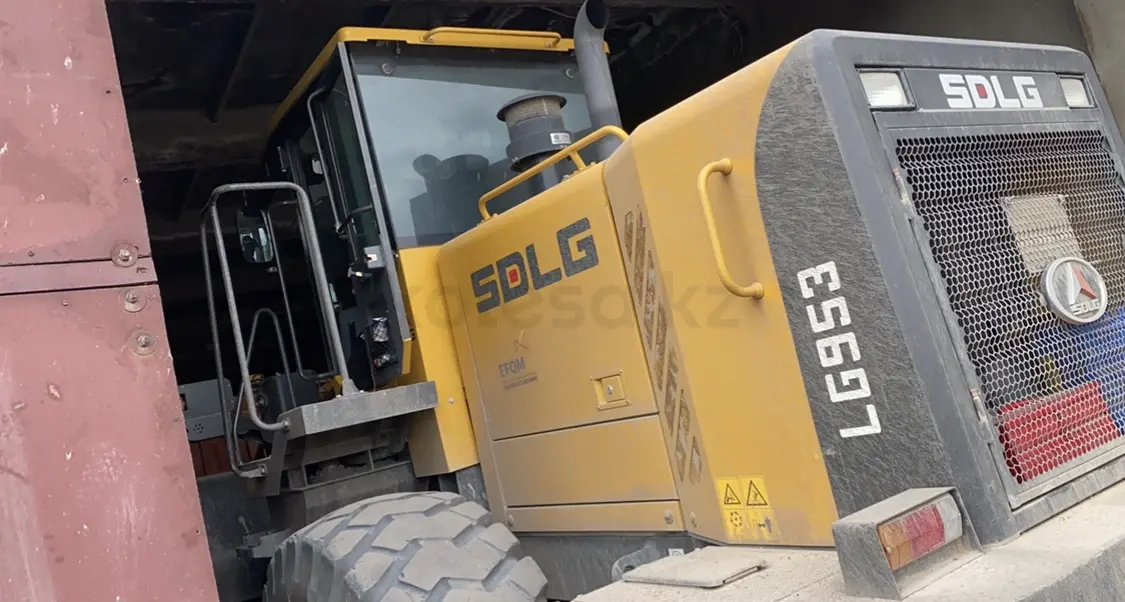 SDLG LG953