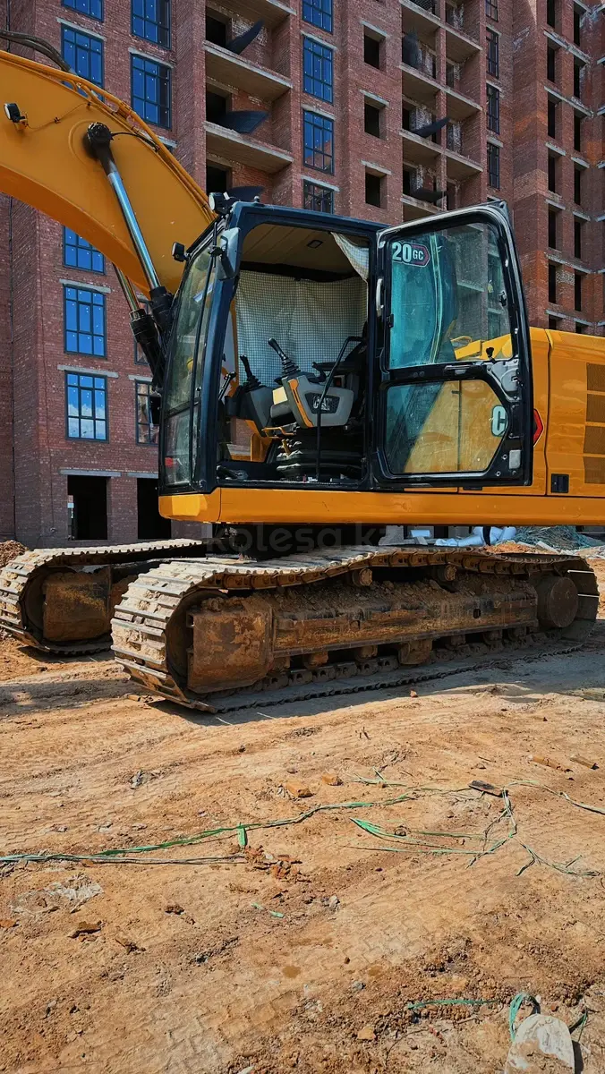 Caterpillar 320
