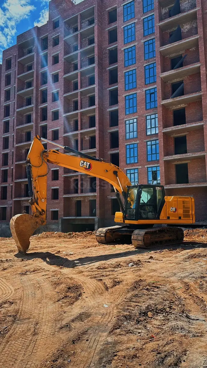 Caterpillar 320