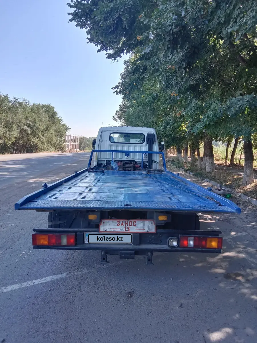 Hyundai HX220