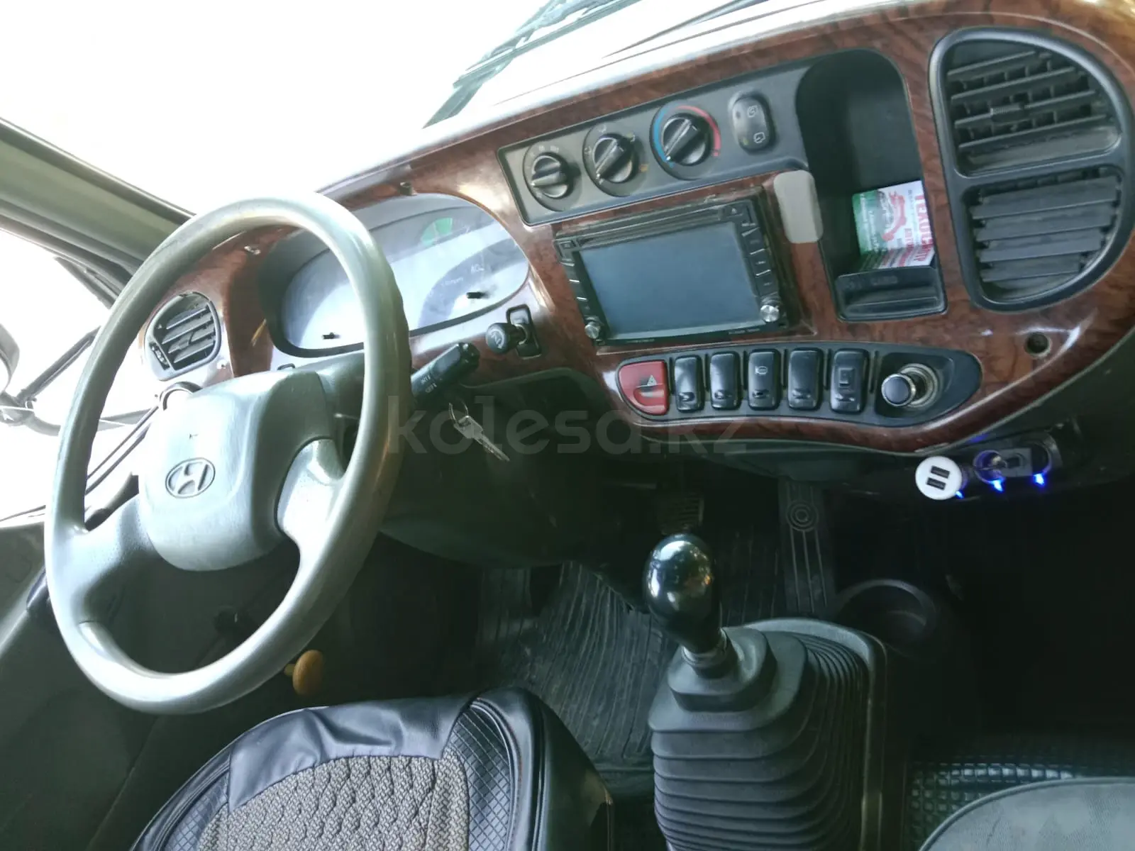 Hyundai HX220