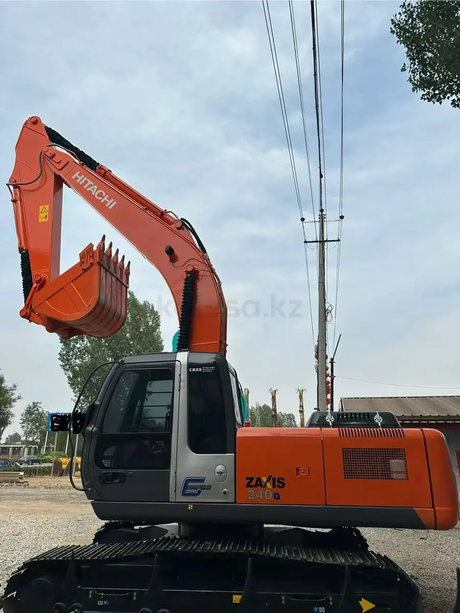 Hitachi ZX240-3