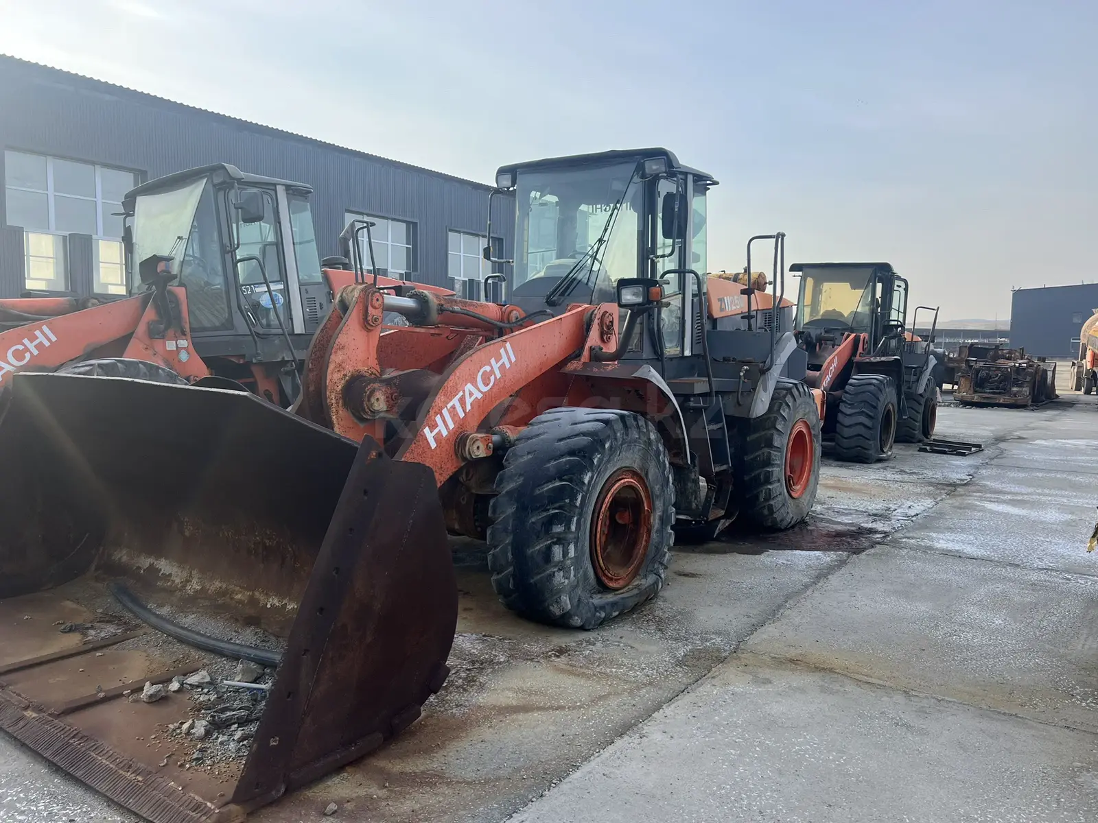 Hitachi ZW 250