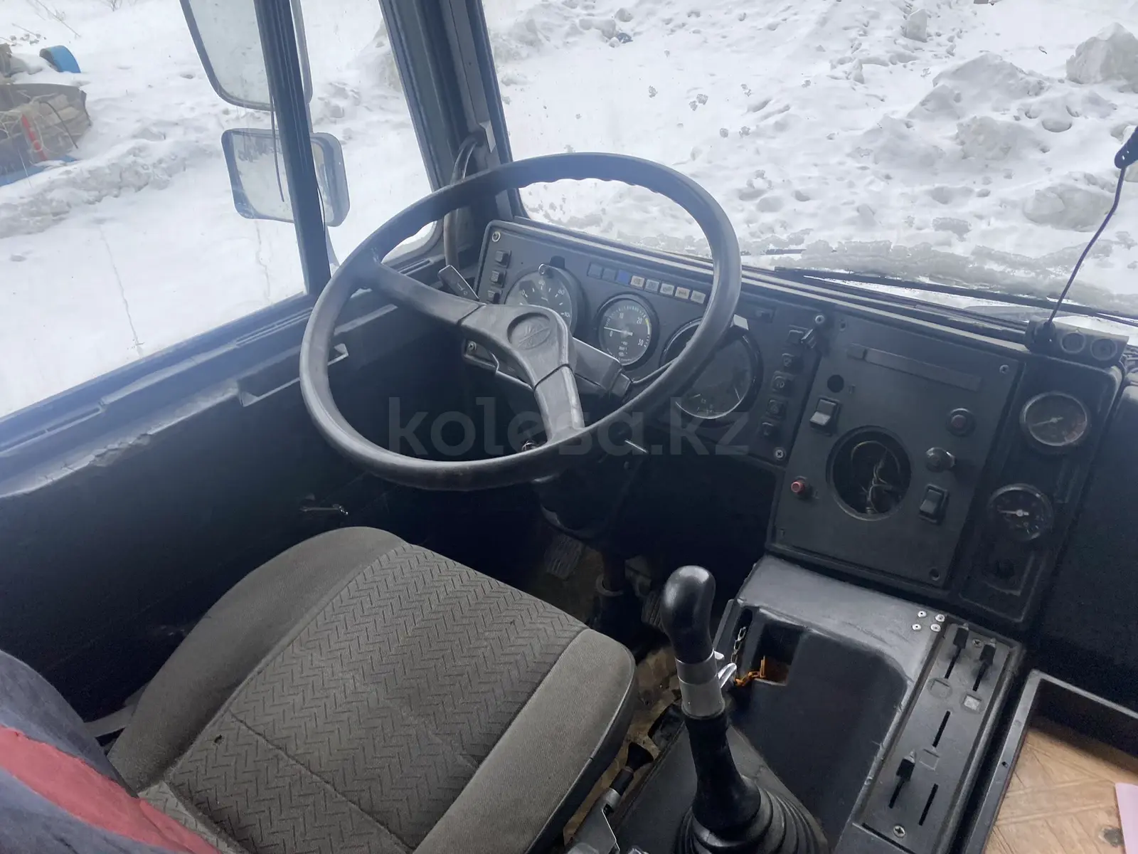 МАЗ 492143-390