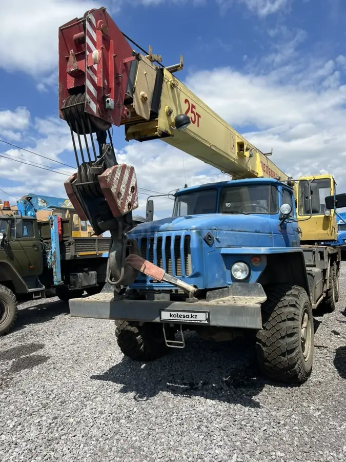 Урал ДЭ-210