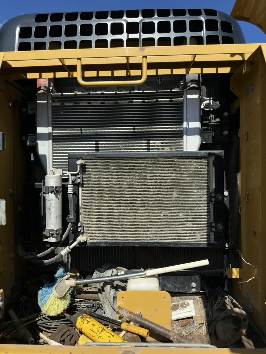 Caterpillar 320D2 L
