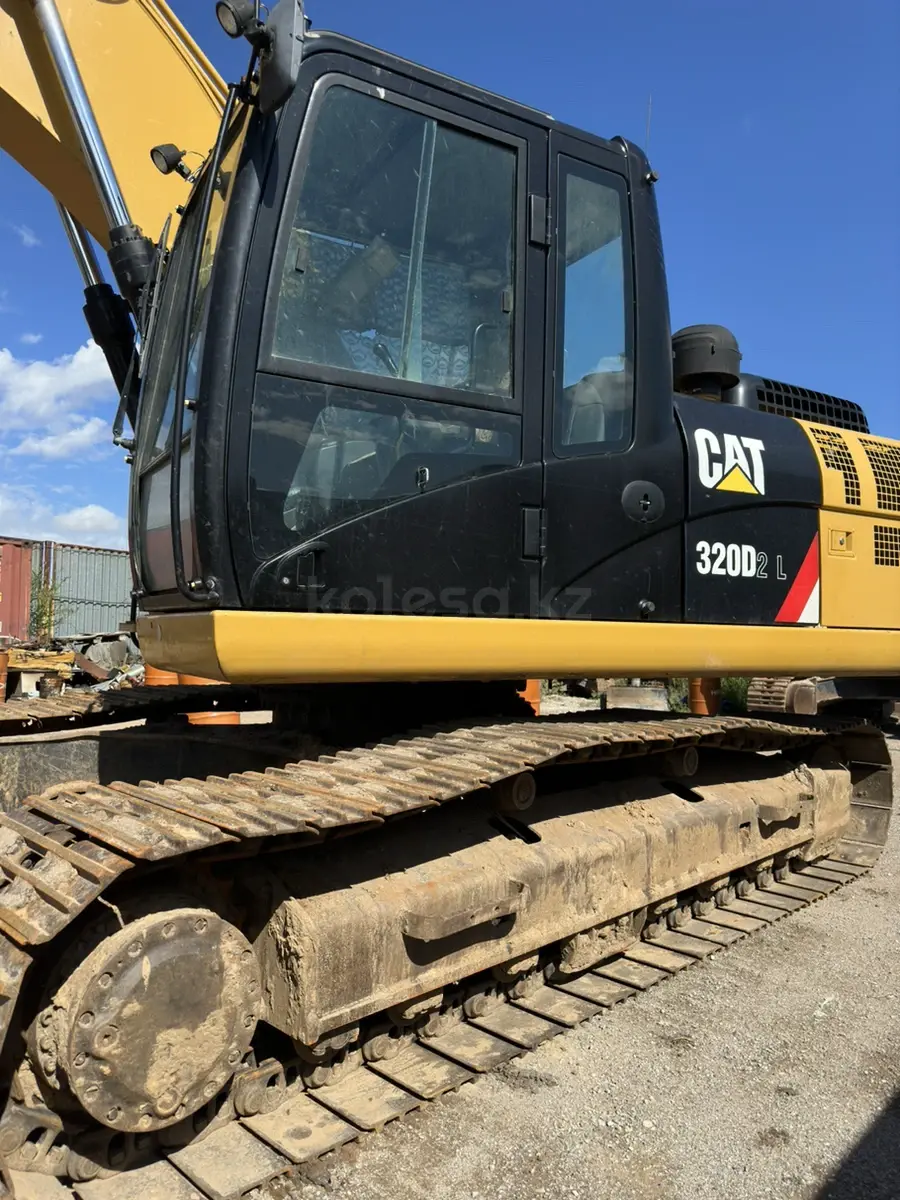 Caterpillar 320D2 L