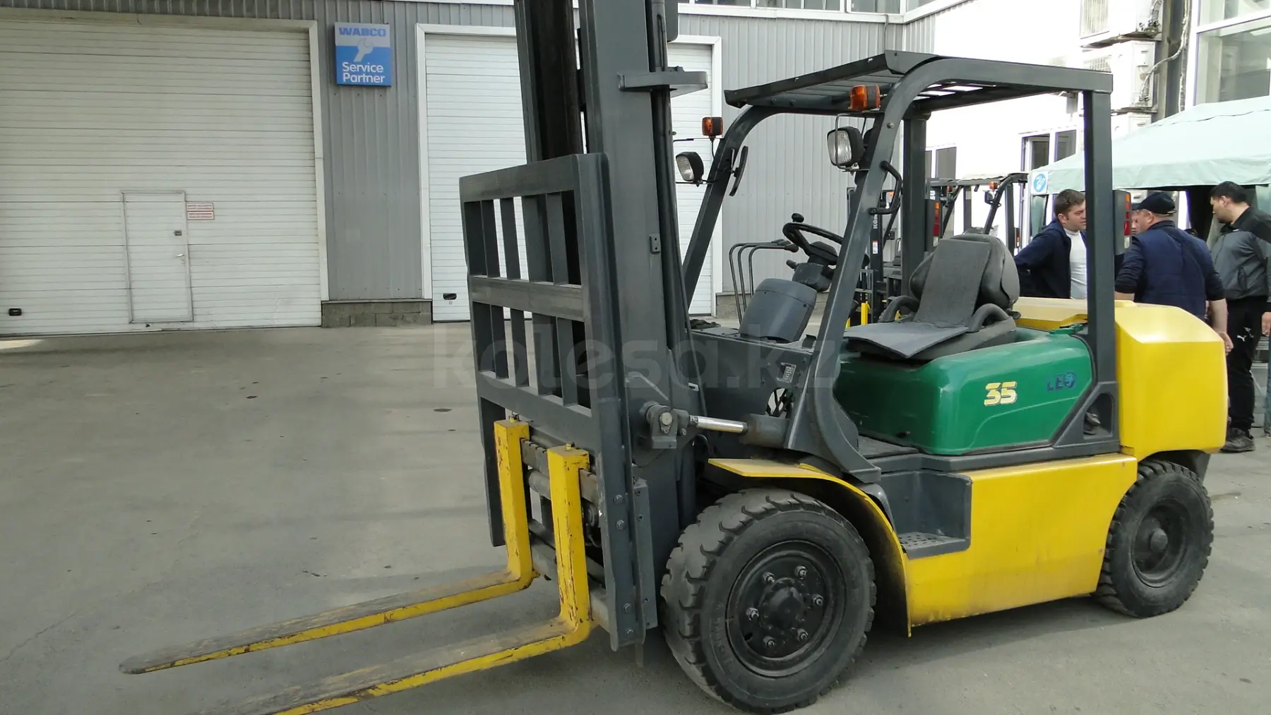 Komatsu FG15C