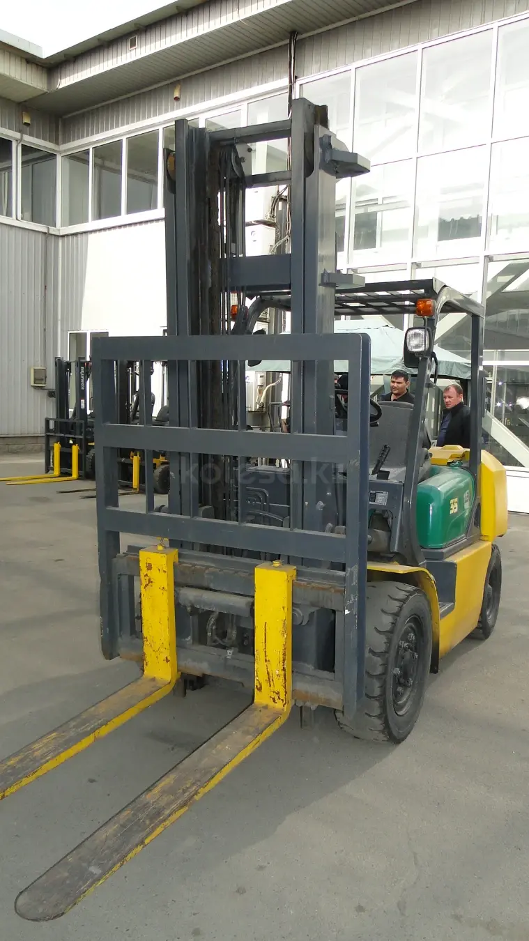 Komatsu FG15C