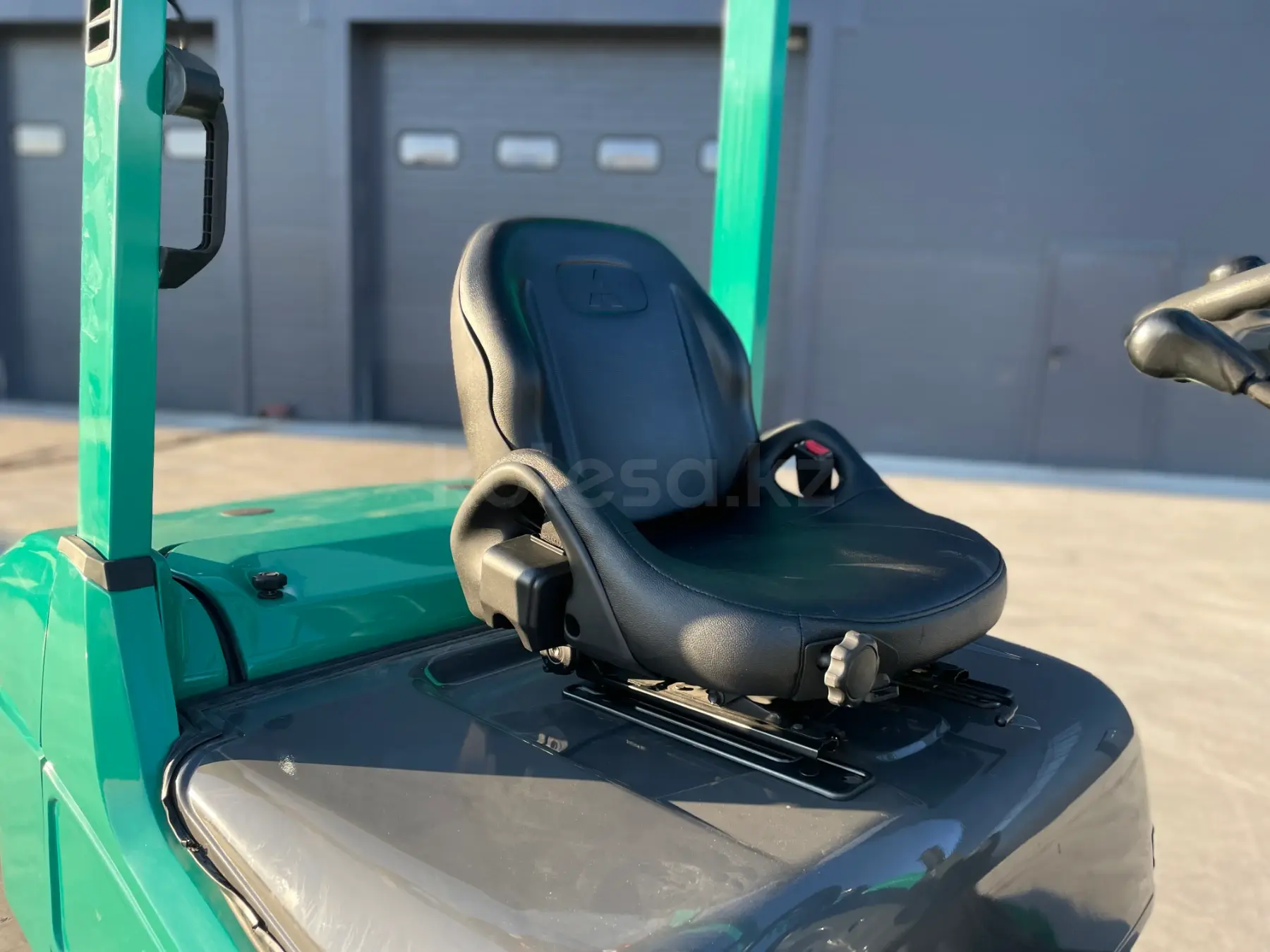 Mitsubishi WS706