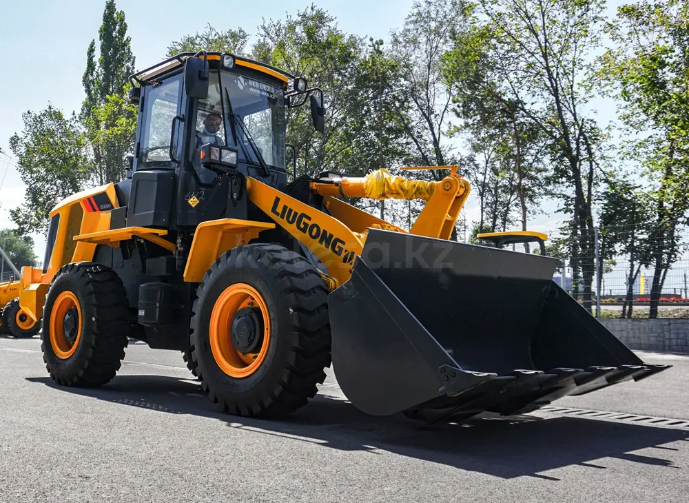 LiuGong CLG835H