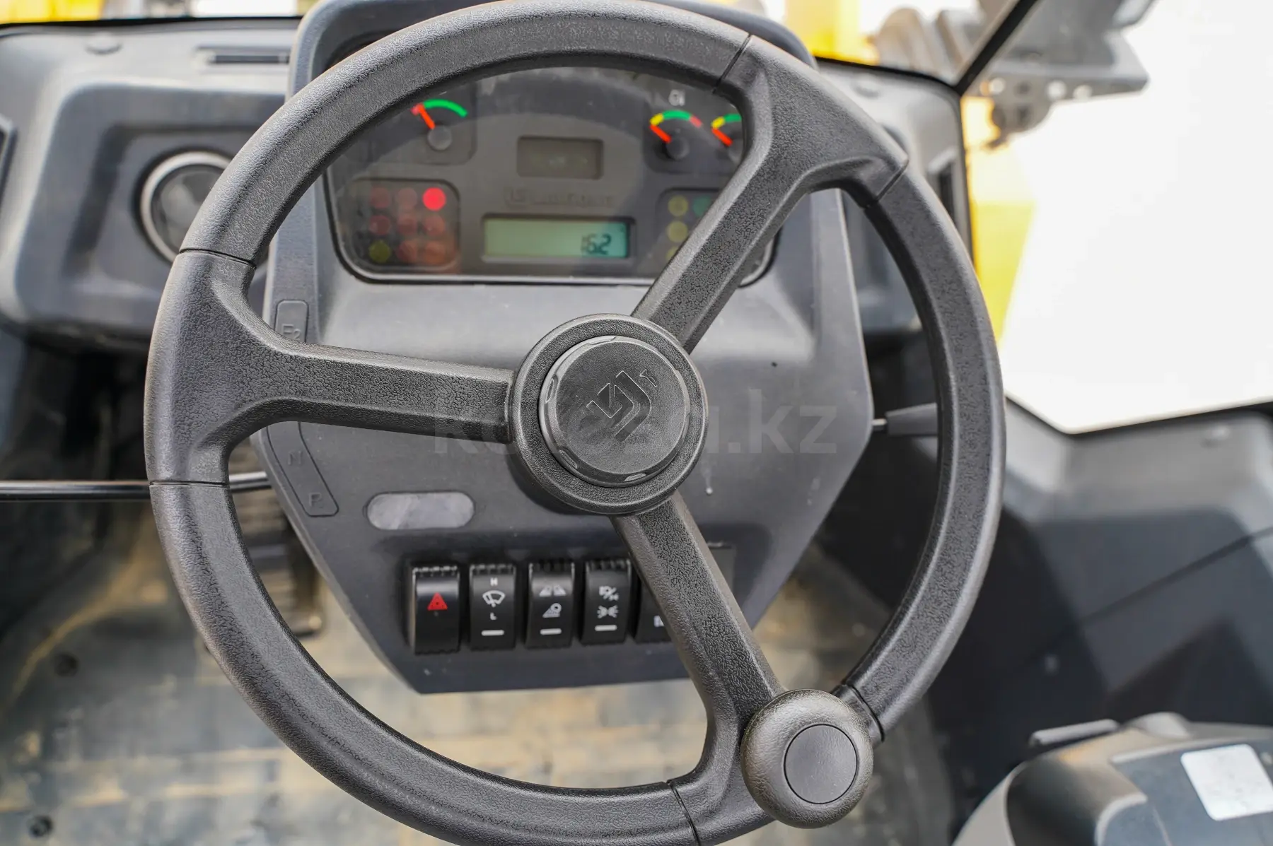 LiuGong CLG835H