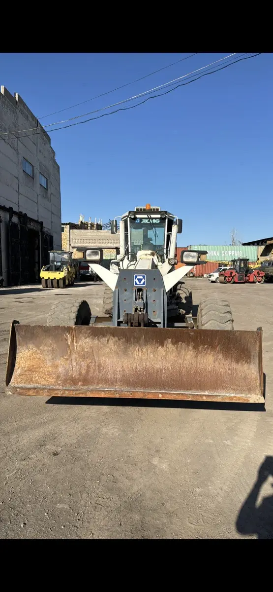 XCMG GR180