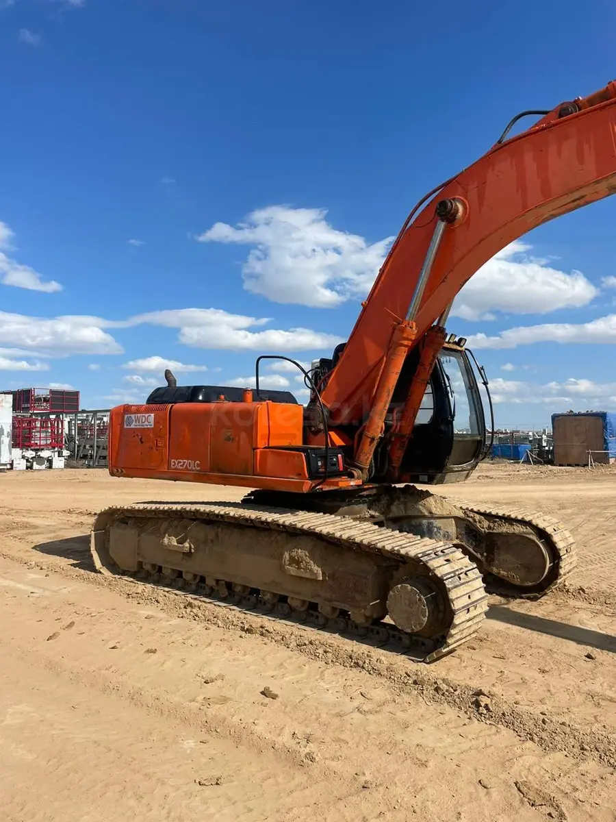 Hitachi EX270LC