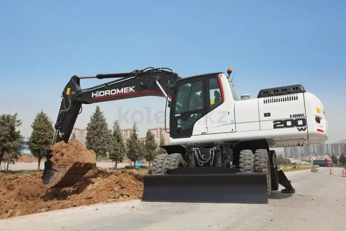 Hidromek HMK 200W