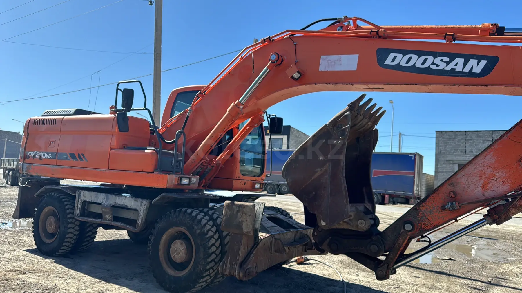Doosan DX210W