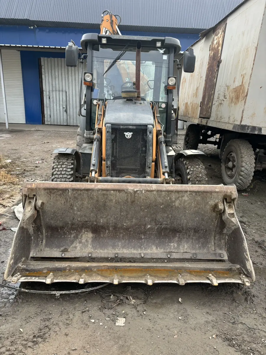 Case 570 ST
