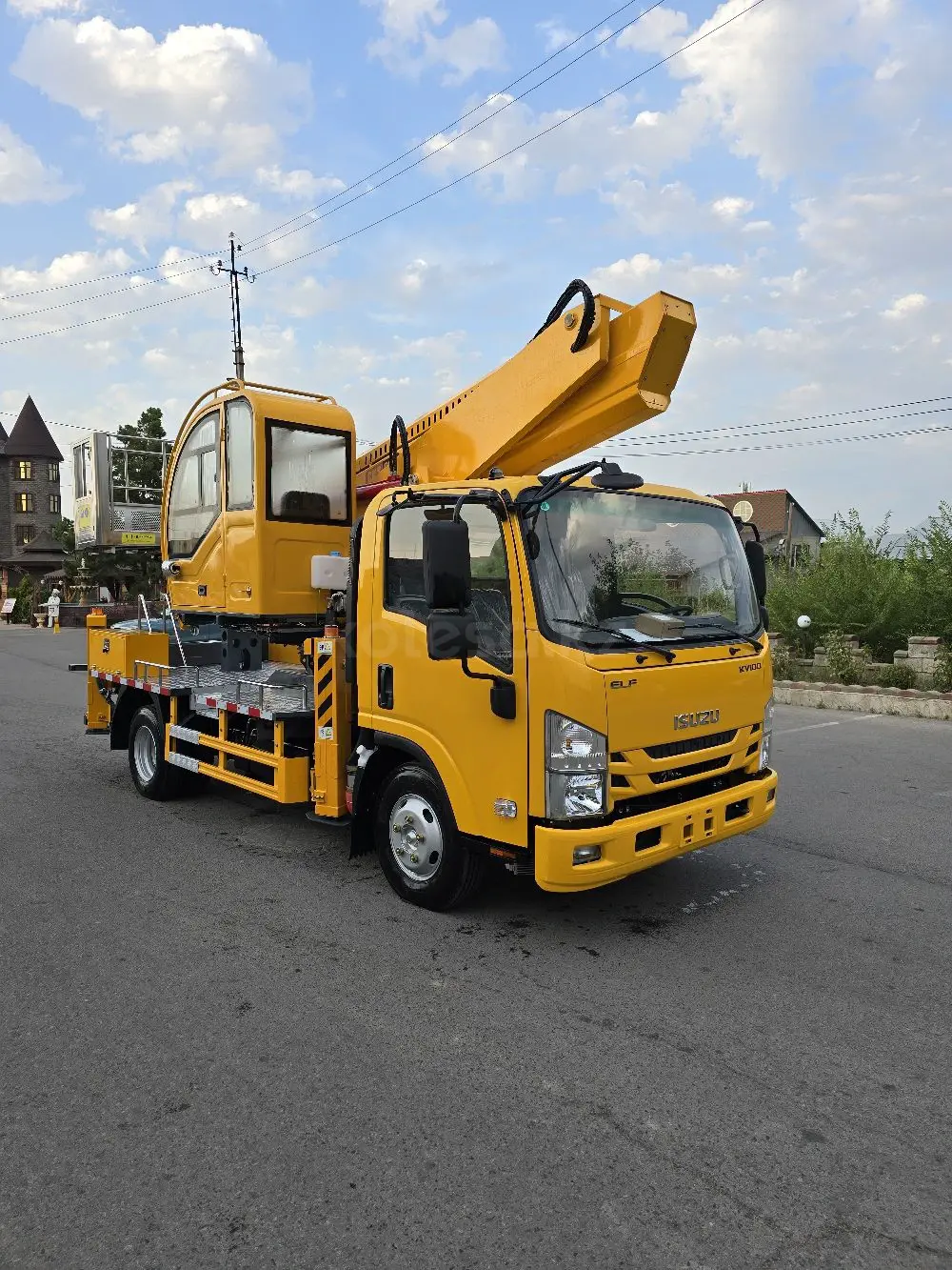 Isuzu 5 куб.м на шасси NQR90