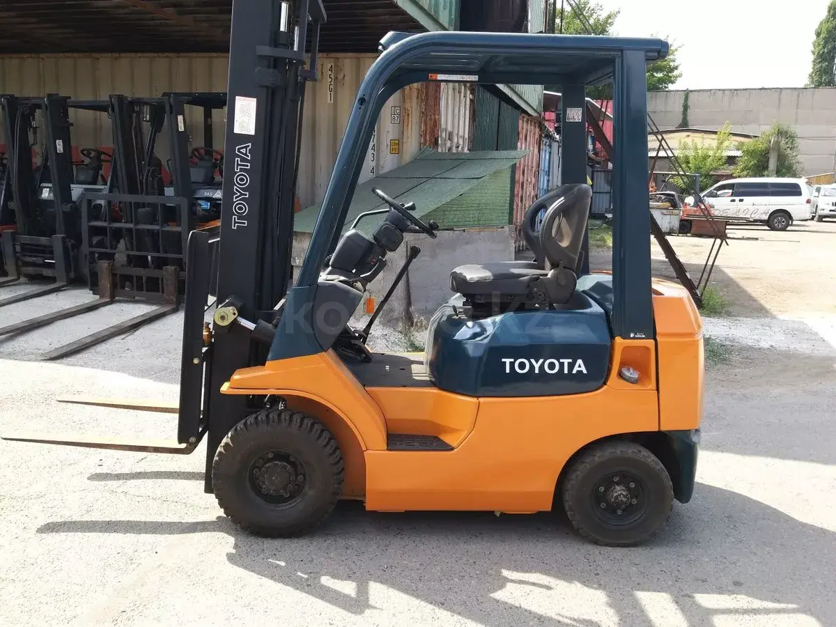 Toyota 7F