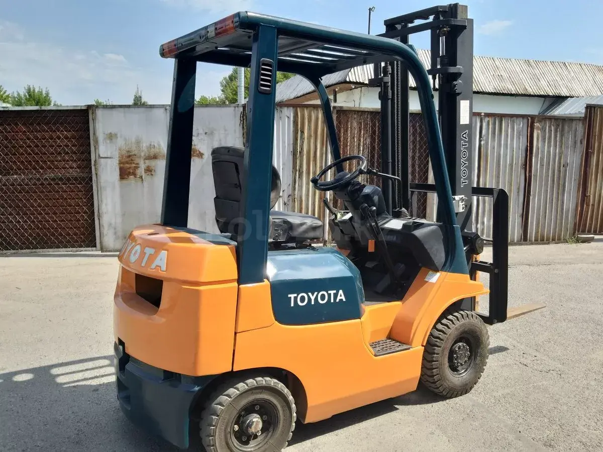 Toyota 7F