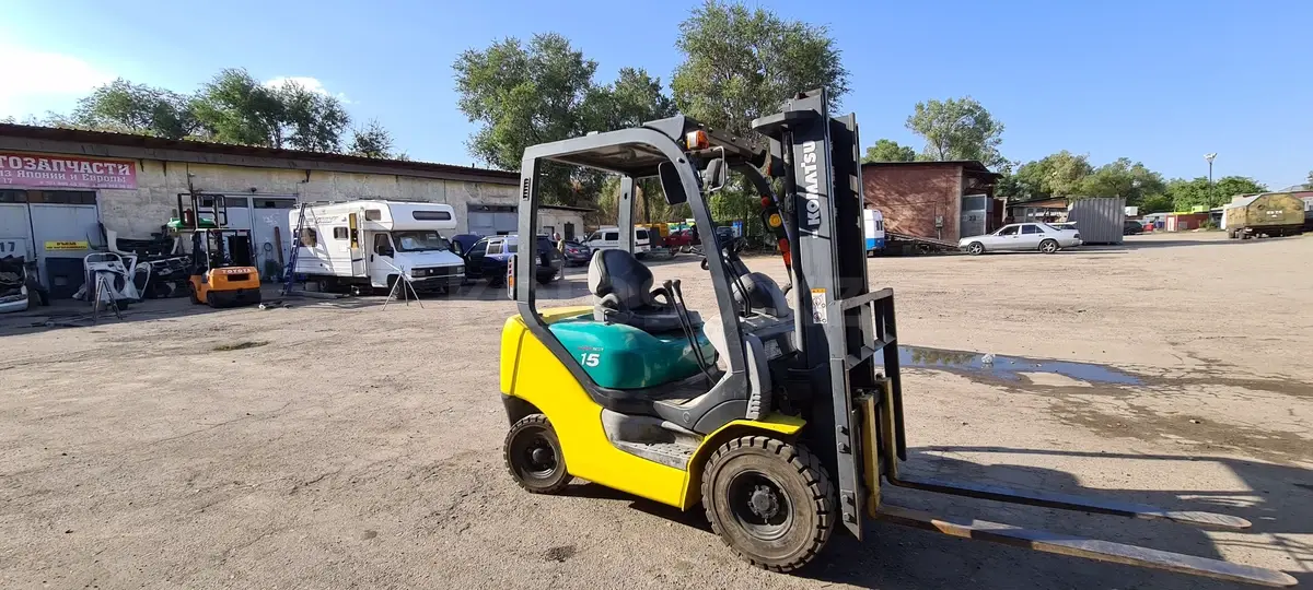 Komatsu FG15C