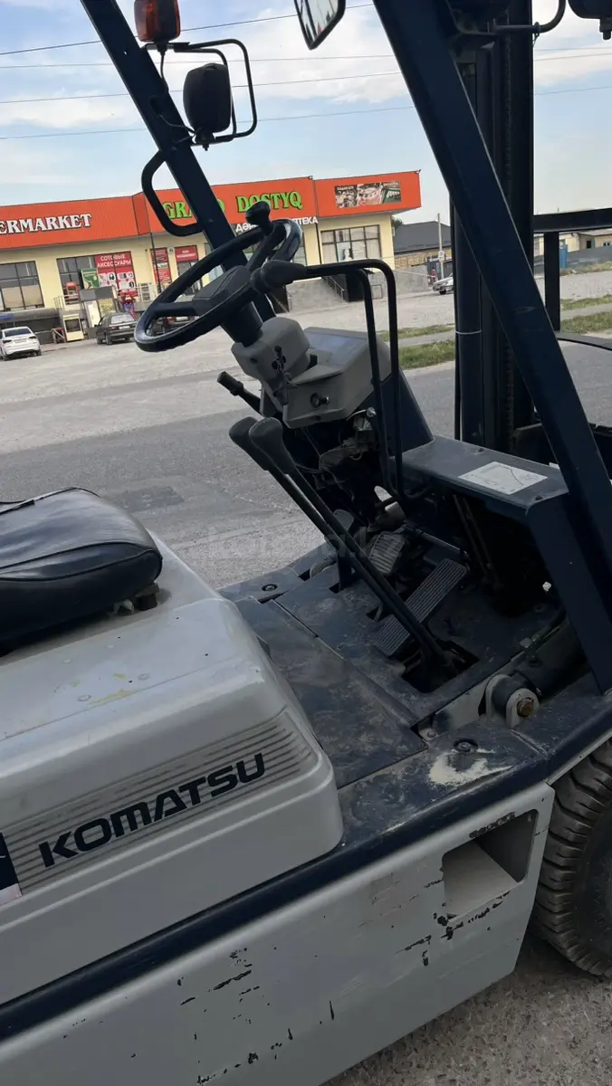Komatsu FG15C