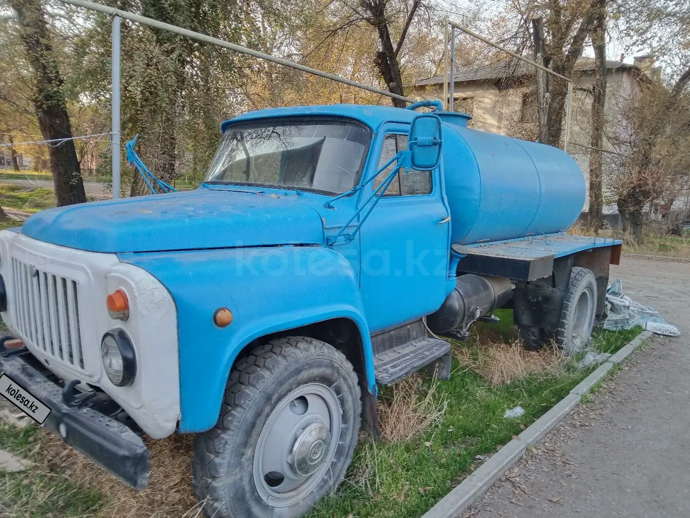 ГАЗ АПТ-12 (3302)П-44