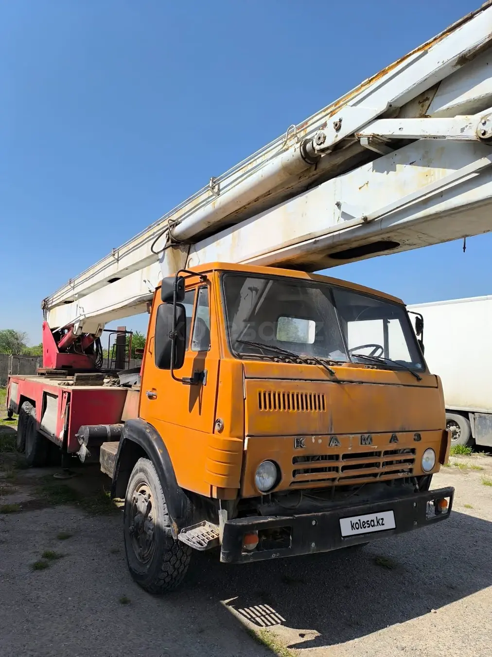 Камаз АПТ-32