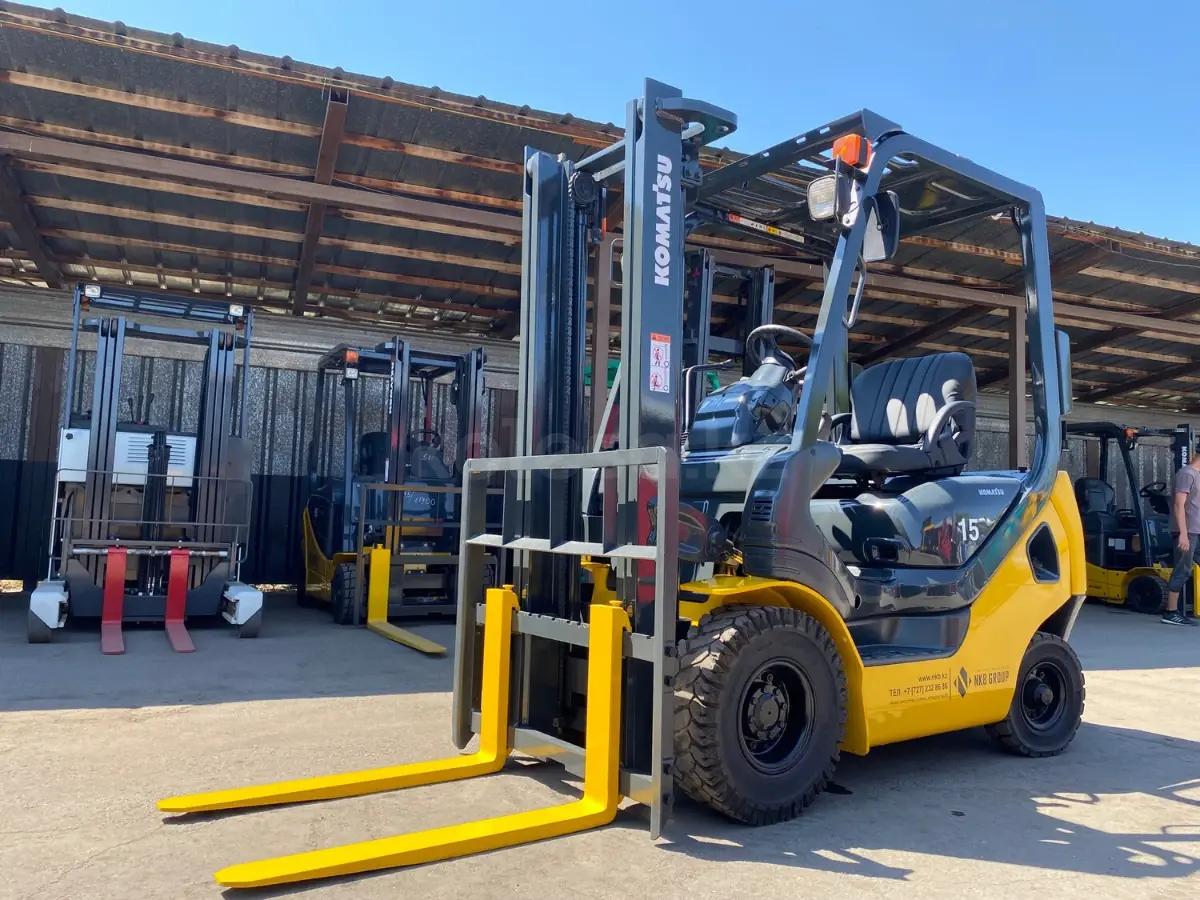 Komatsu FG15C
