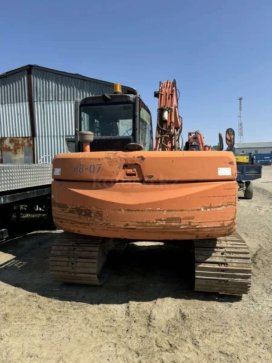 Hitachi ZX70