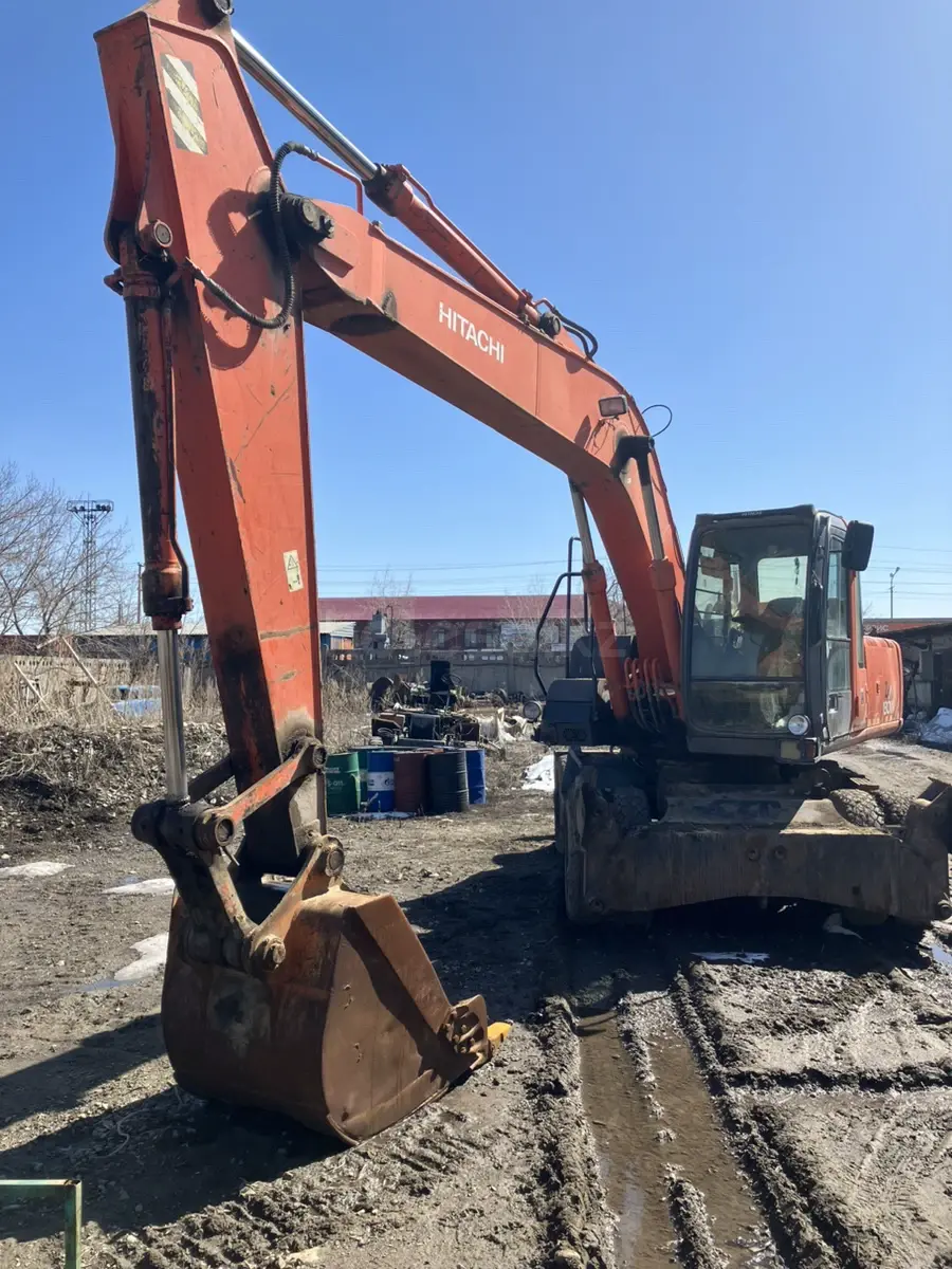 Hitachi ZX180LC