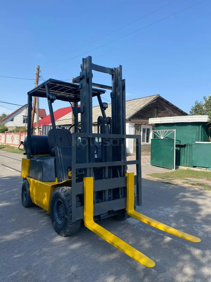 Komatsu D155