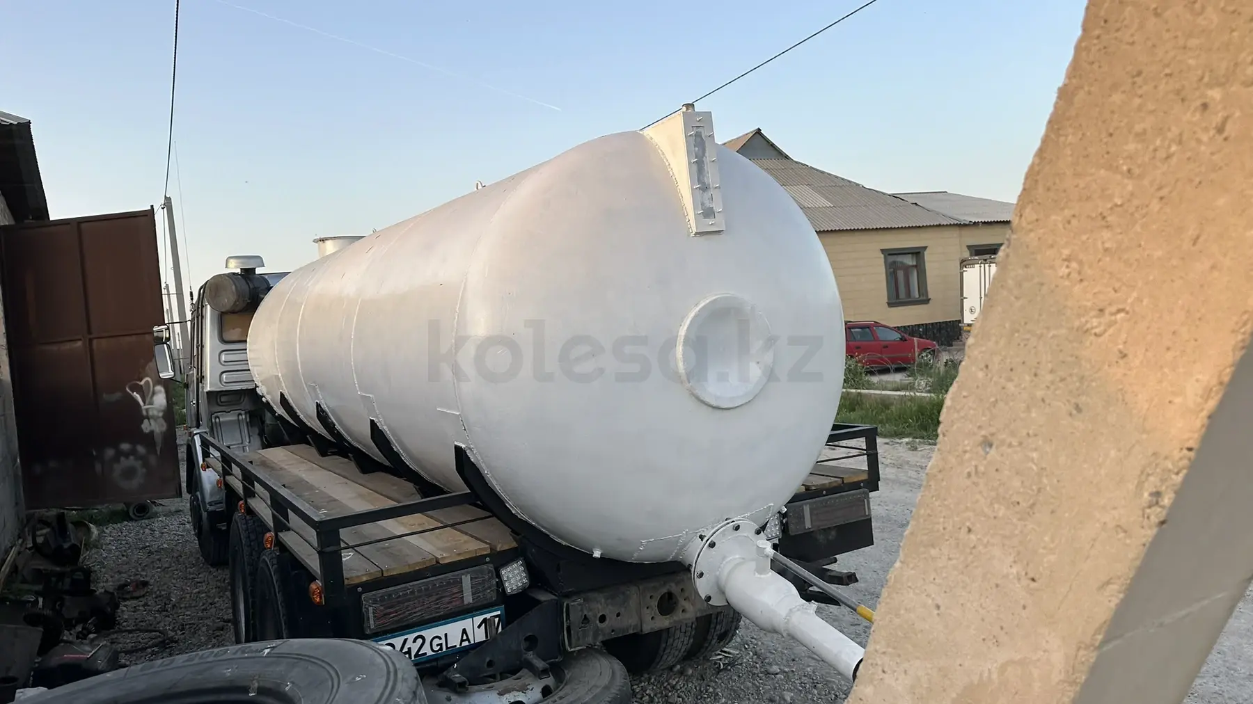 Камаз АПТ-32