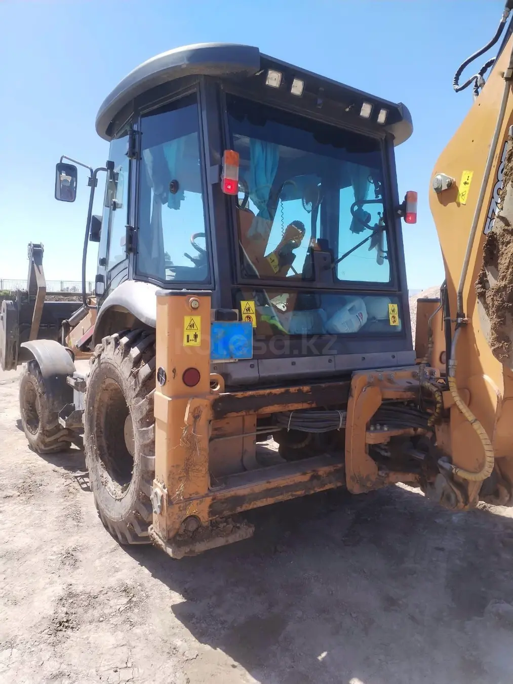 Case 570 ST