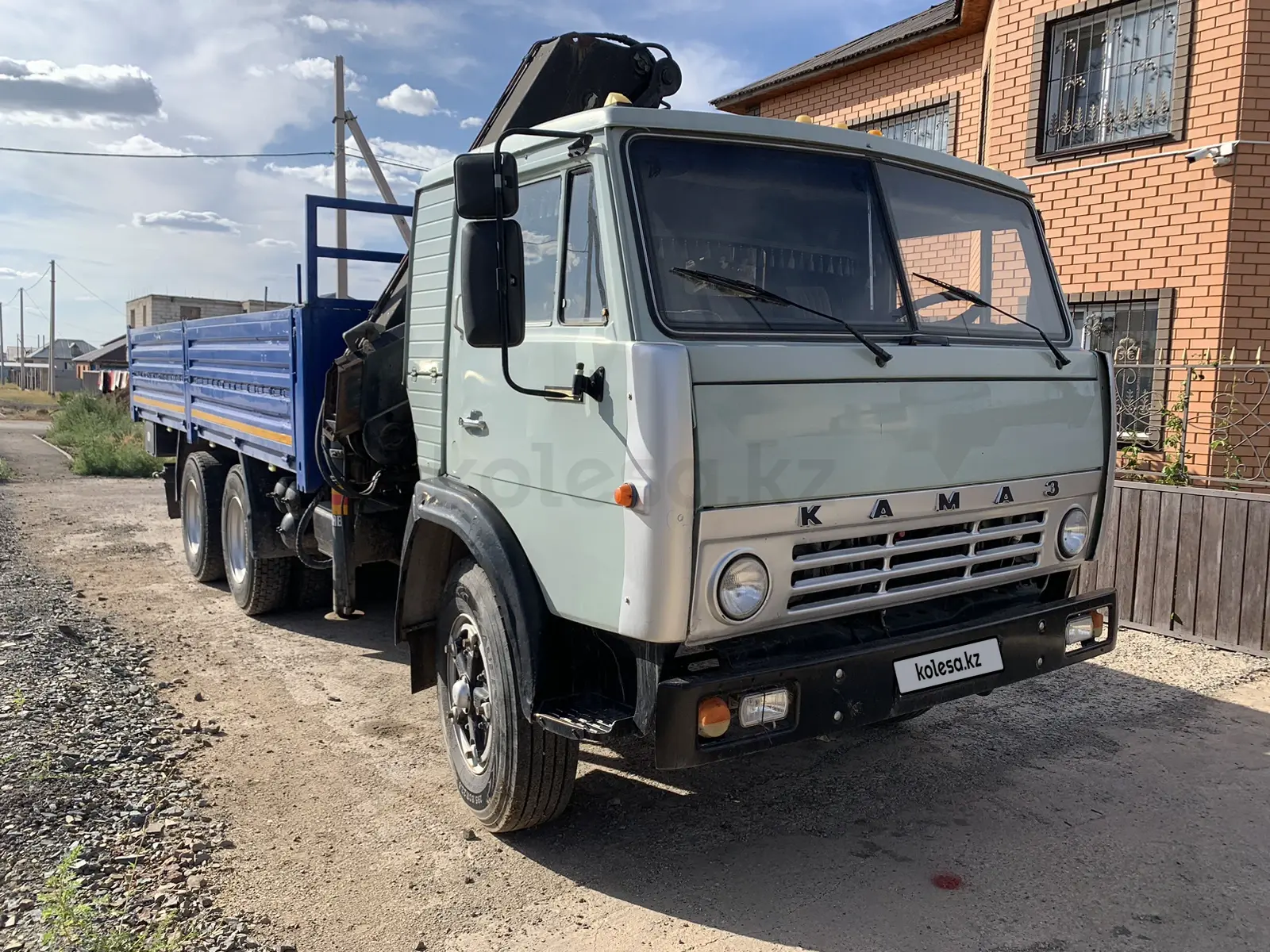 Камаз АПТ-32