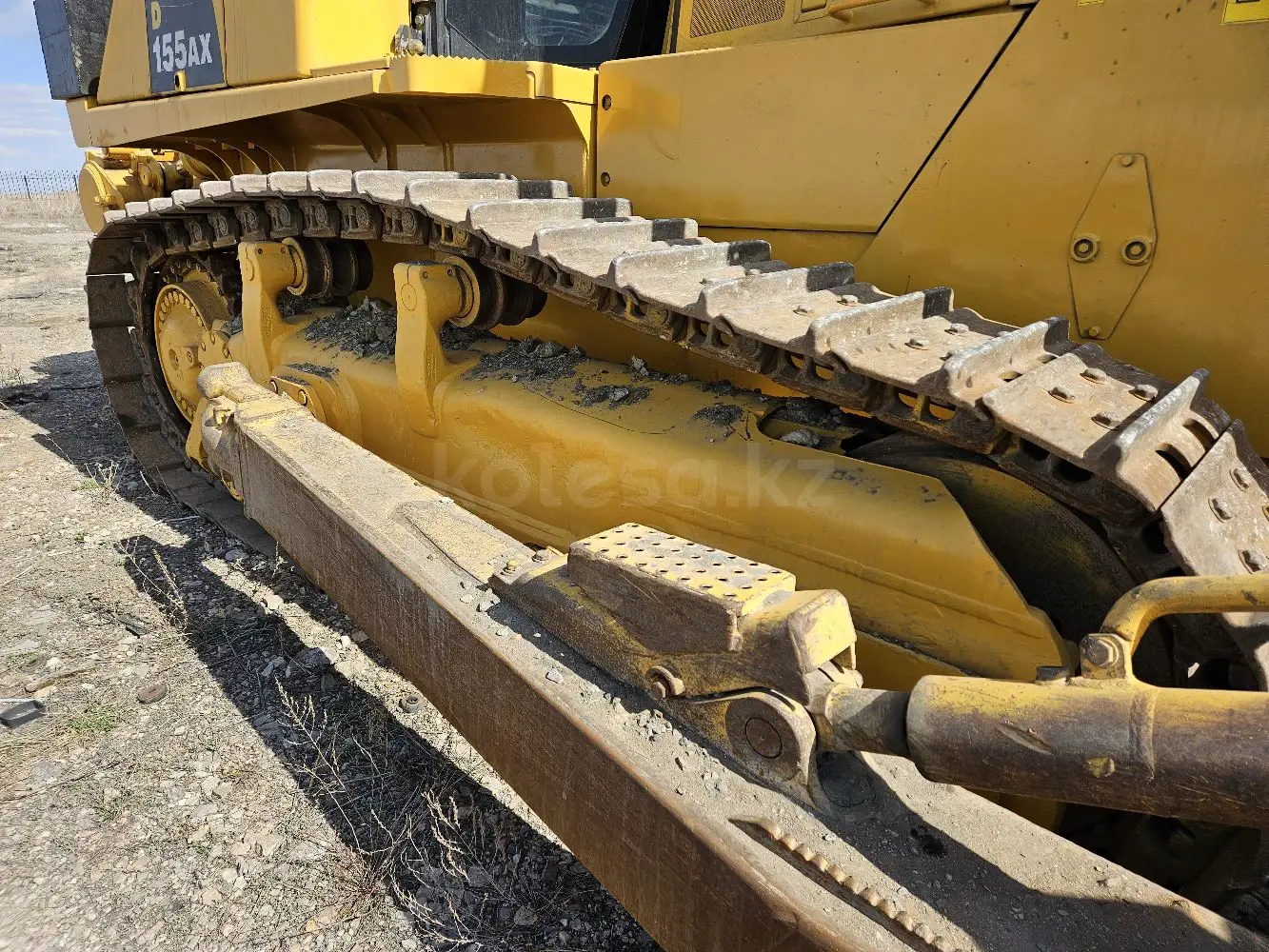 Komatsu D155