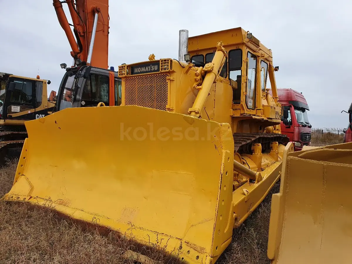 Komatsu D355A