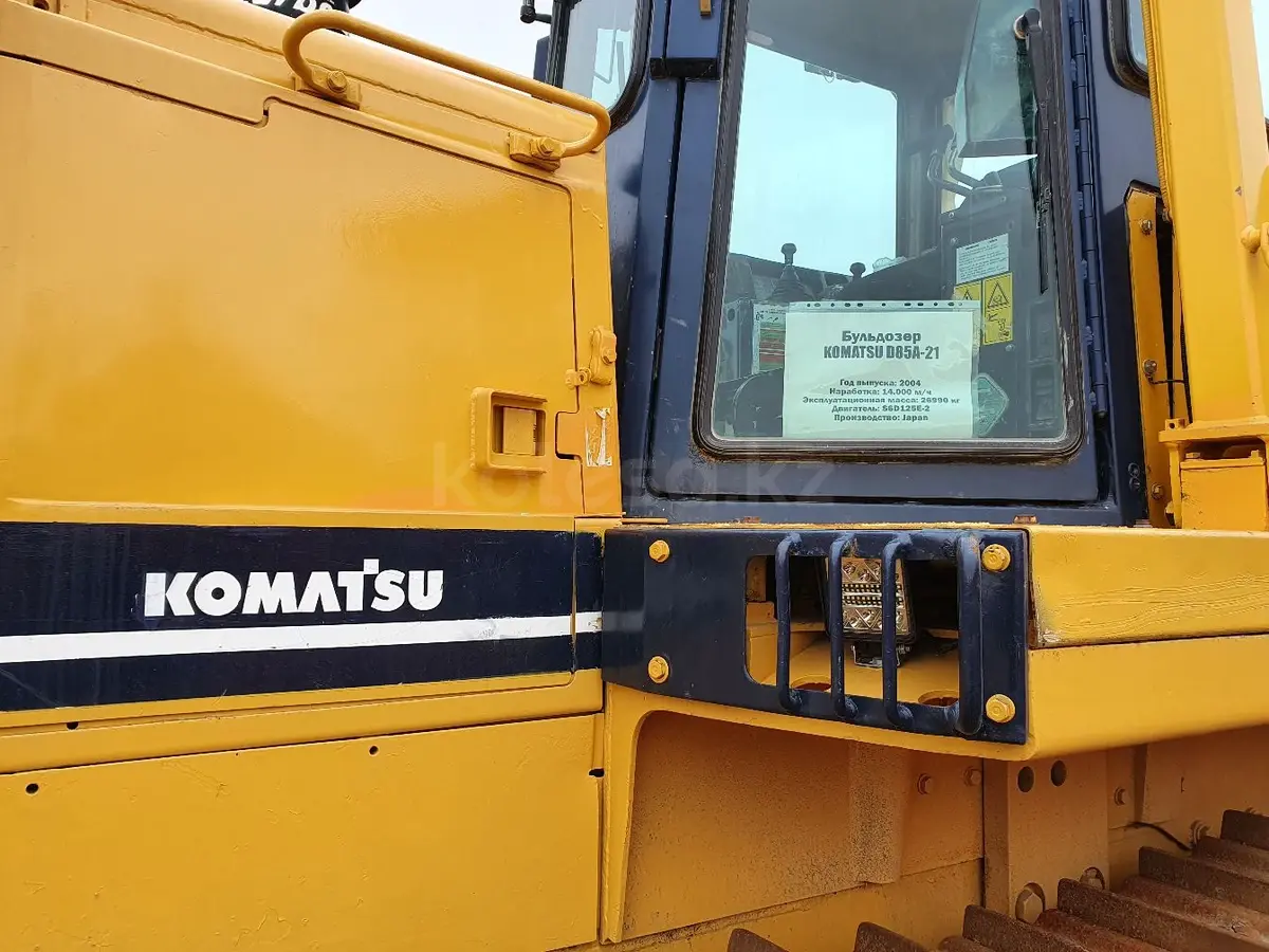 Komatsu D85A-21