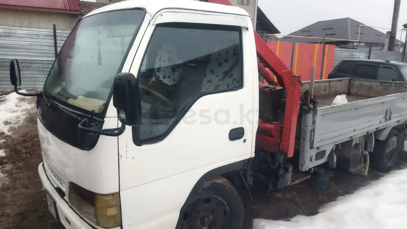 Isuzu 5 куб.м на шасси NQR90