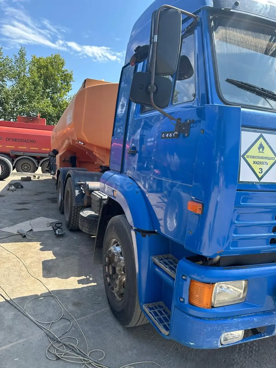 Камаз АПТ-32