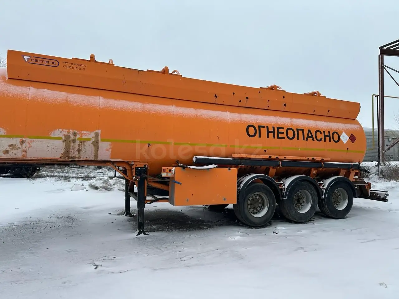 Сеспель 964841 (бензовоз)