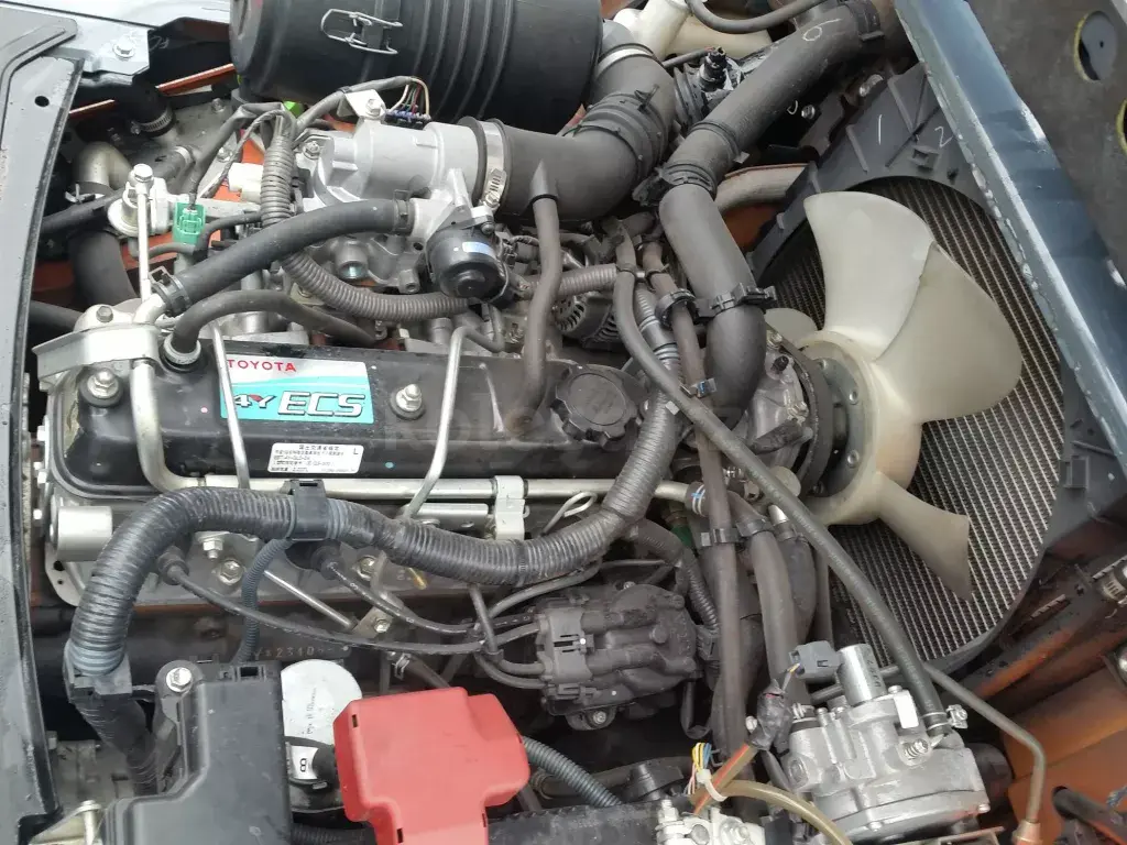 Toyota 4SDK8