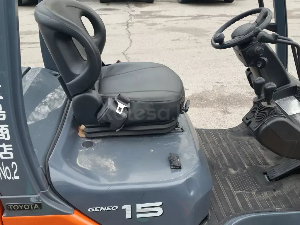 Toyota 4SDK8